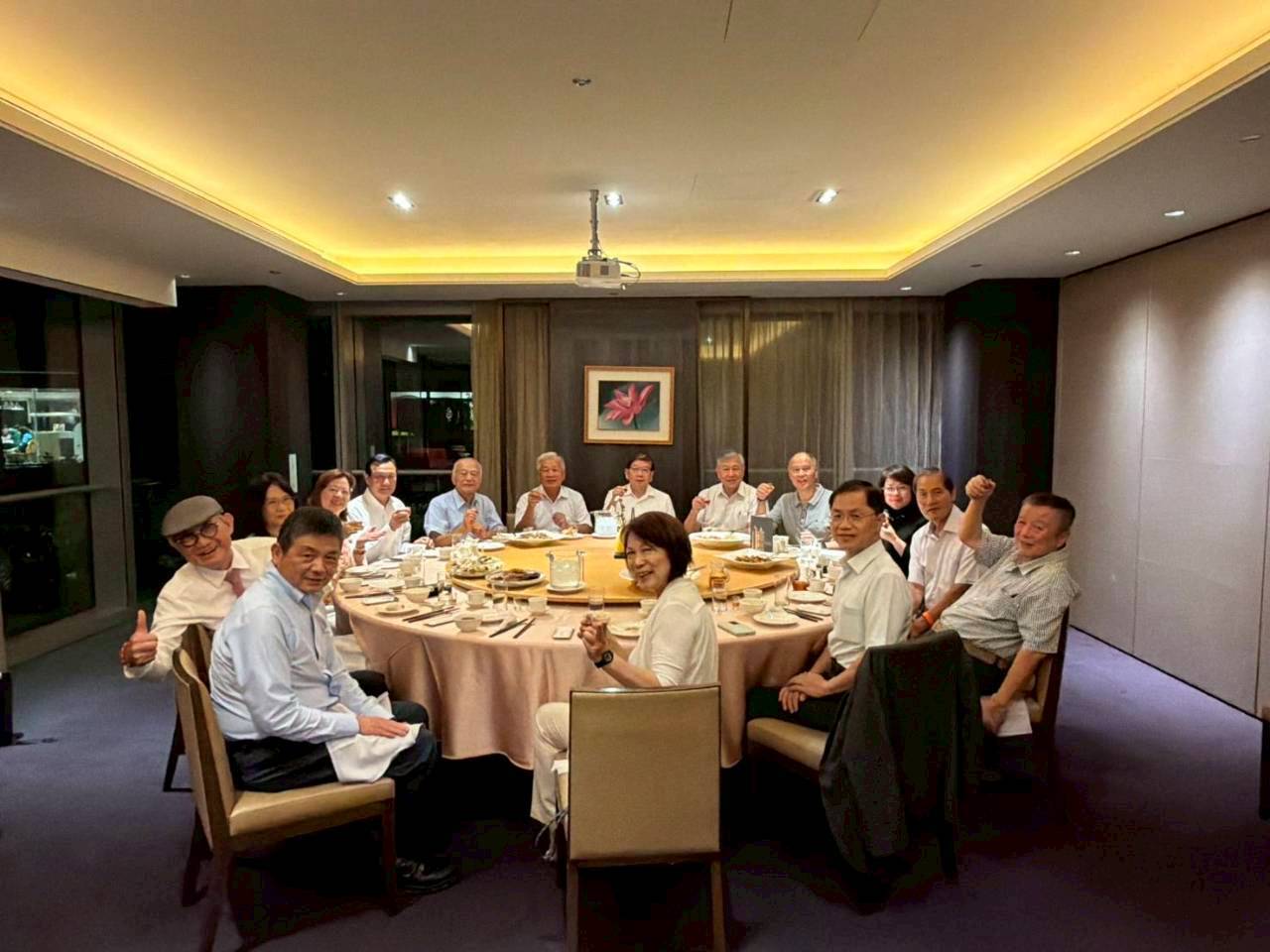校友總會南北顧問諮詢會議溫馨佳餚交流與產學慷慨獻策火花盛況
