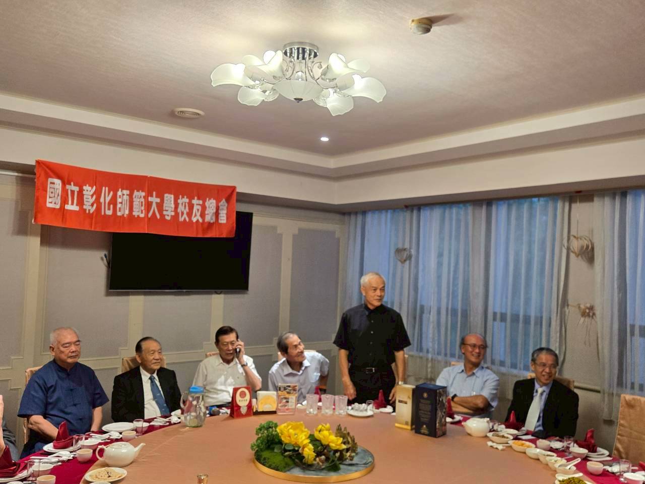 校友總會北部地區顧問諮詢會議全體與會傑出校友企業領袖大合照