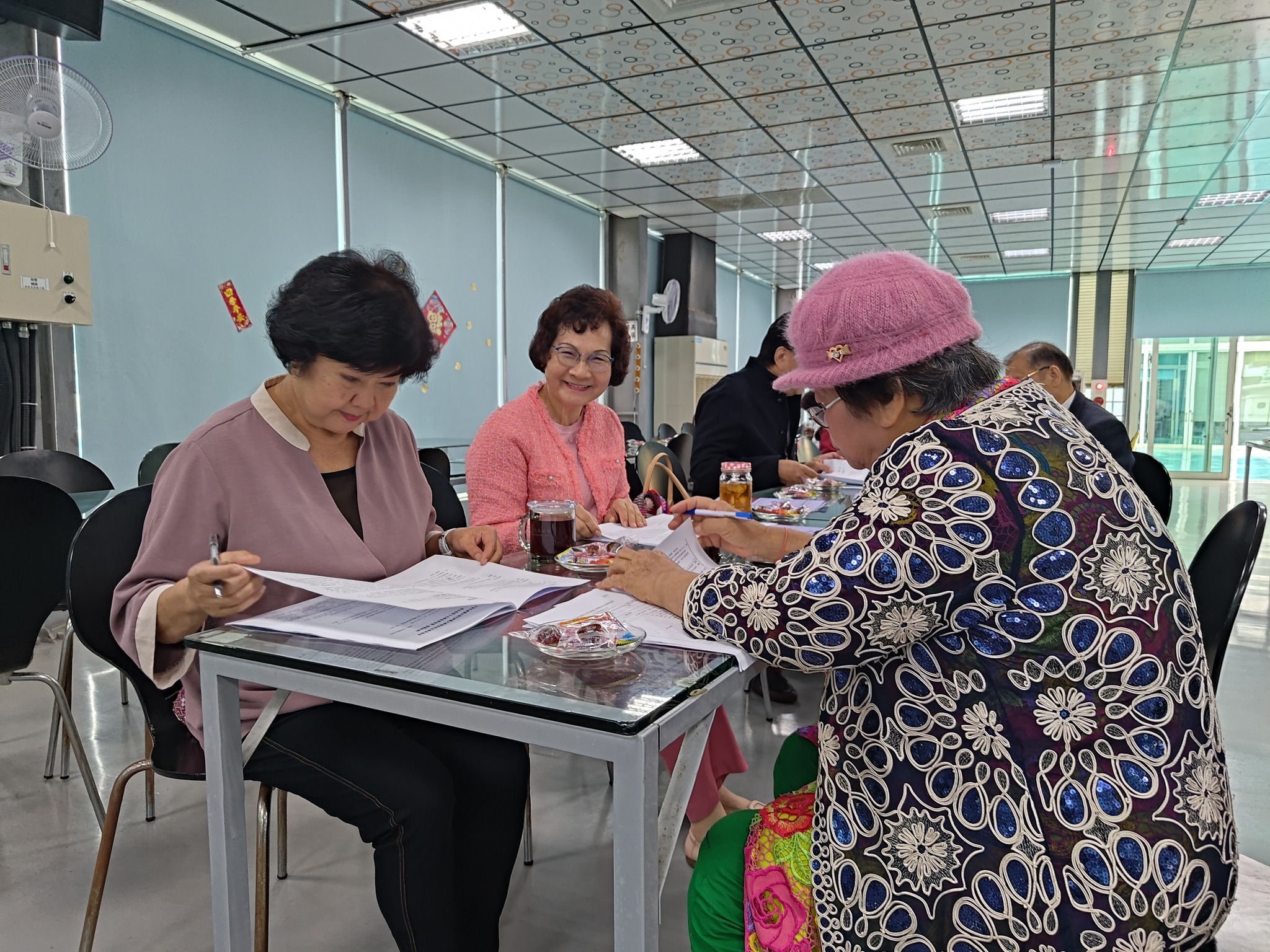 可能是讀書的圖像