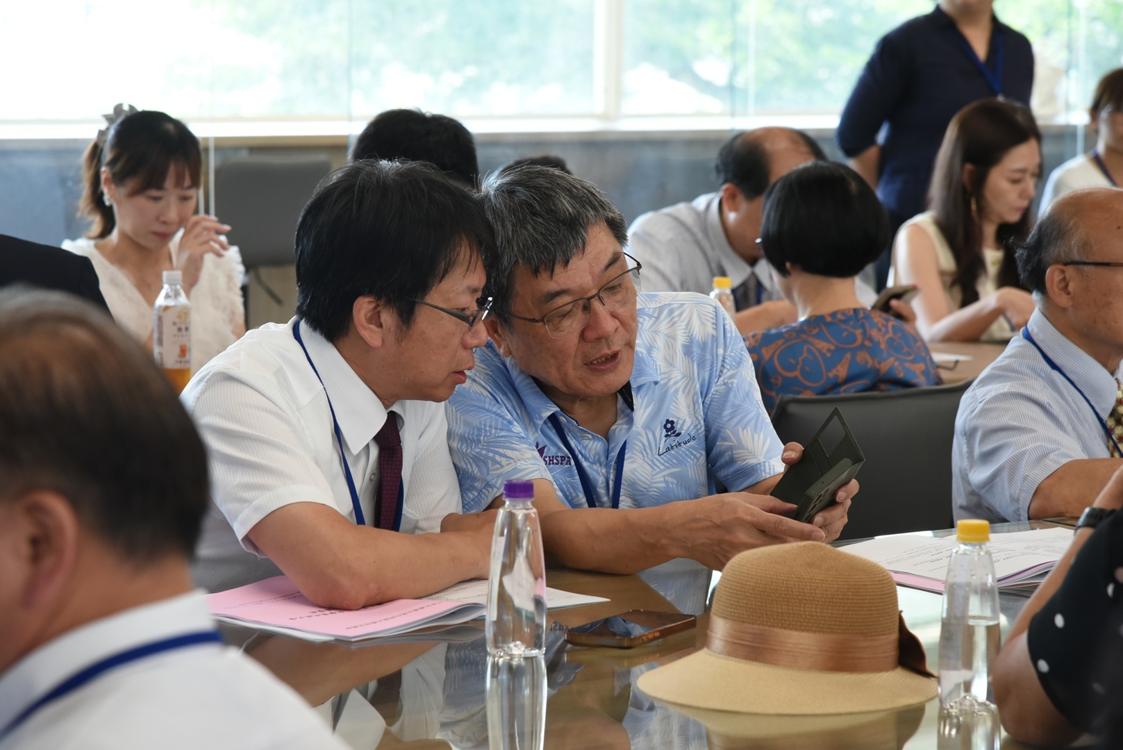 大會會議現場與提案討論